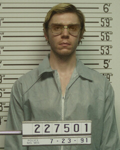 «Дамер» стал вторым по популярности сериалом Netflix